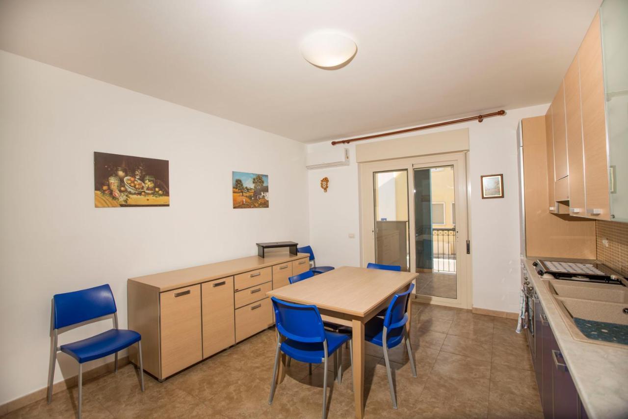 La Finestra Blu Apartment Marina di Ginosa ภายนอก รูปภาพ