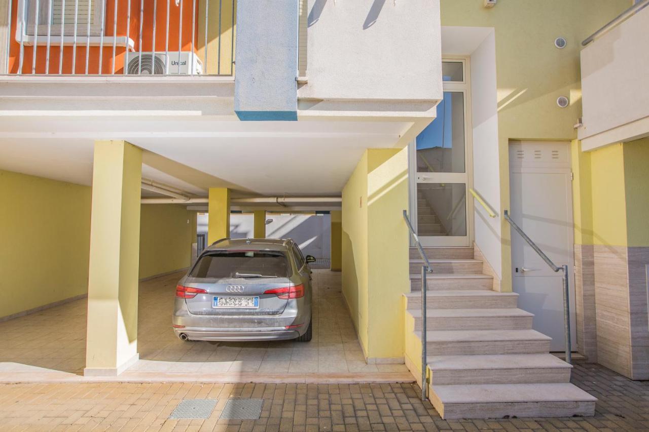 La Finestra Blu Apartment Marina di Ginosa ภายนอก รูปภาพ